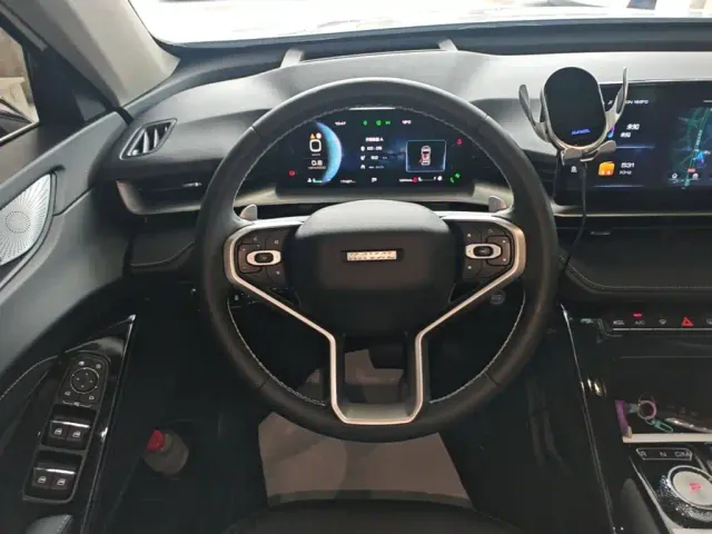 Haval H6 — Фото автомобиля 10