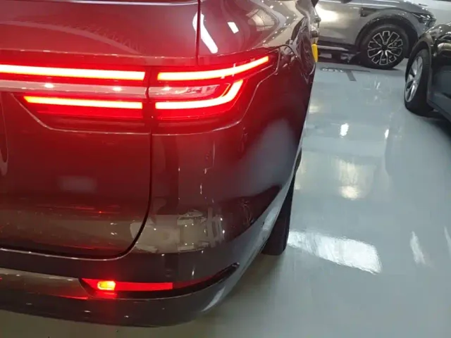 Li Auto ONE — Фото автомобиля 7