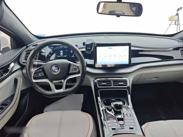 BYD Qin PLUS — Фото автомобиля 8