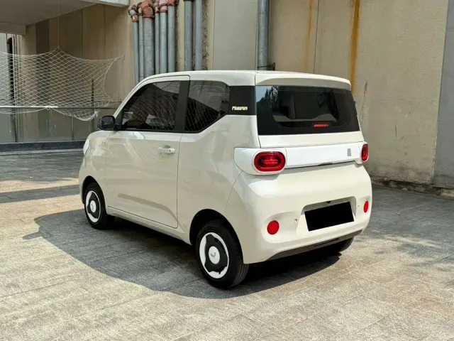 Wuling Hongguang Mini EV — Фото автомобиля 5