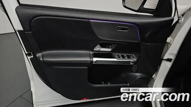 Mercedes-Benz GLB-Class X247 — Фото автомобиля 23