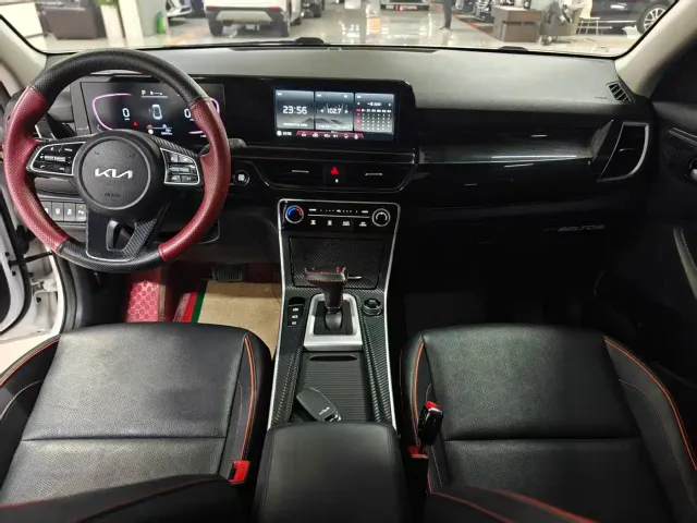 Kia Seltos — Фото автомобиля 4
