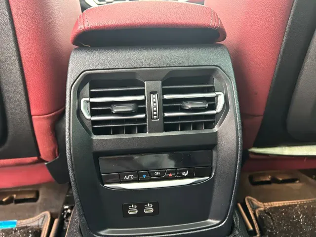 BMW 3 Series — Фото автомобиля 12