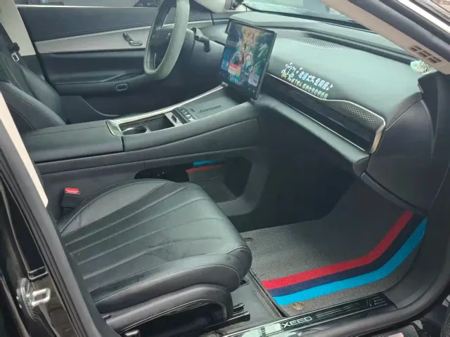 Exeed Exlantix ES 2024 Model National Trend Edition — Фото автомобиля 6
