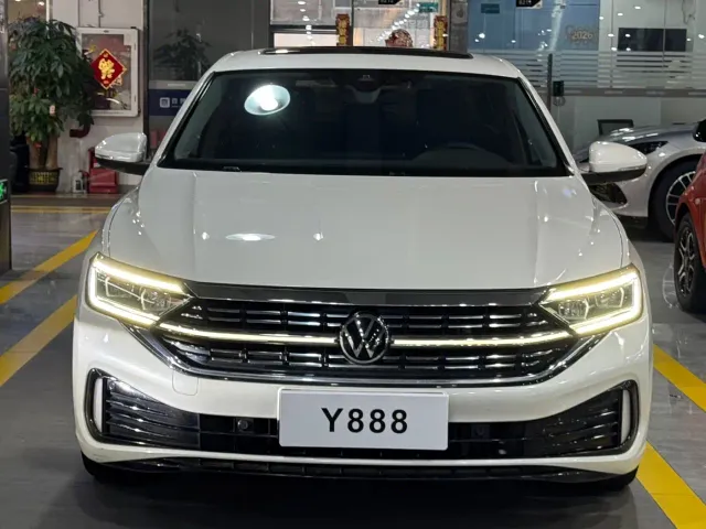 Volkswagen Sagitar — Фото автомобиля 2