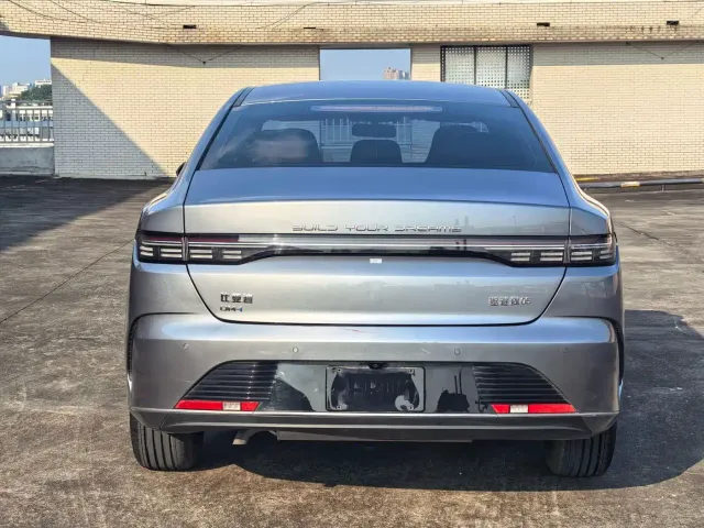 BYD Destroyer 05 — Фото автомобиля 5
