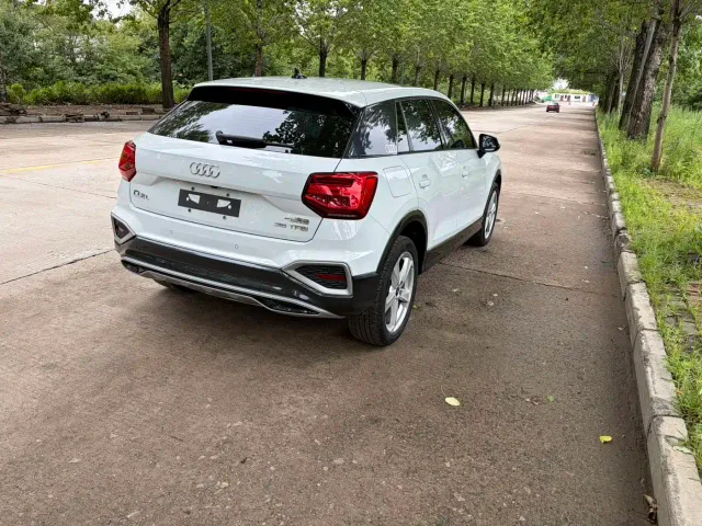Audi Q2L — Фото автомобиля 7