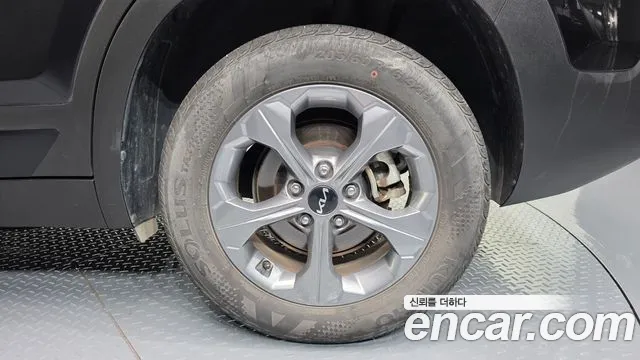 Kia Seltos Бензин 1.6 турбо 2WD — Фото автомобиля 21