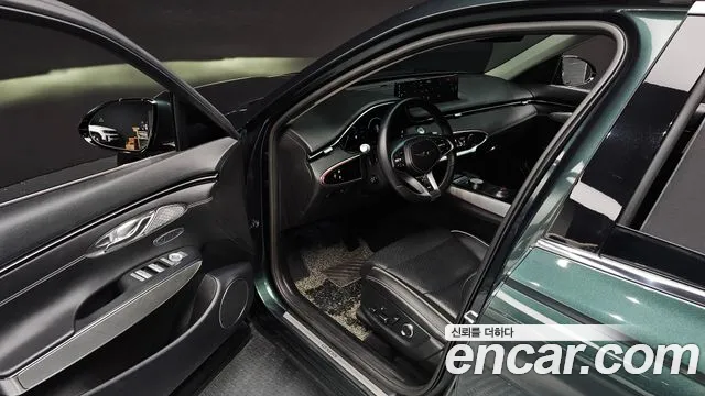 Genesis GV70 Electrified GV70 — Фото автомобиля 11