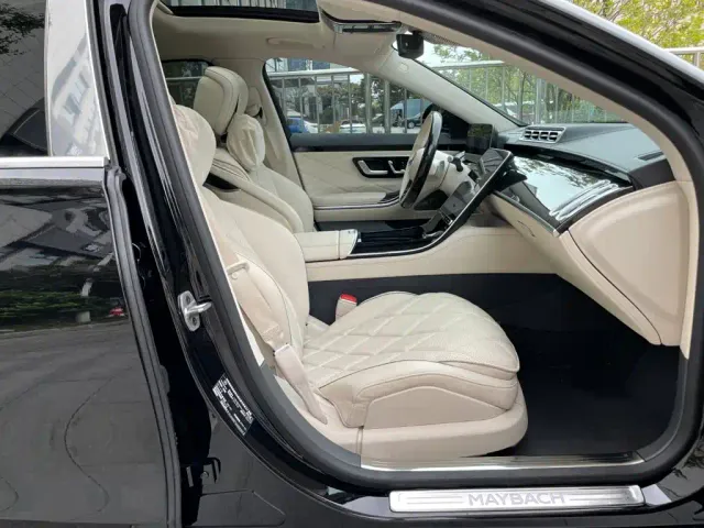 Mercedes-Benz Maybach S-Class — Фото автомобиля 20