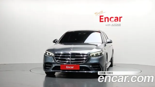 Mercedes-Benz S-Class — Фото автомобиля 3