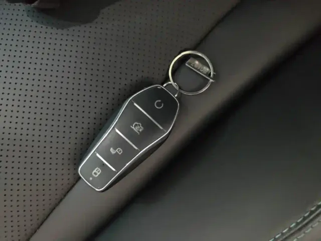 BYD Seal 06 New Energy 2025 DM-i Smart Drive Edition 120KM Prestige — Фото автомобиля 8