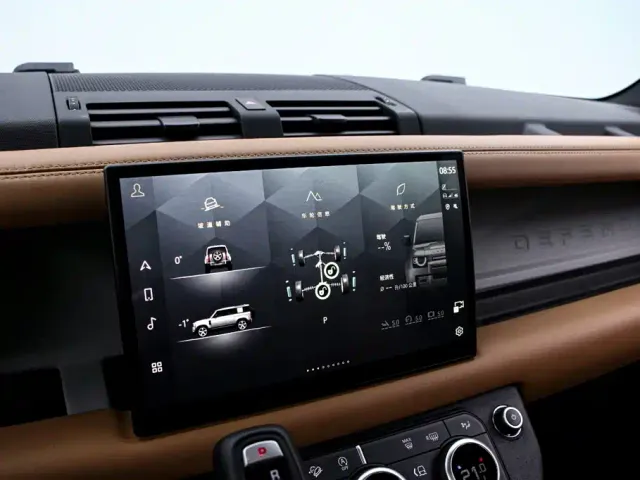 Land Rover Defender — Фото автомобиля 8