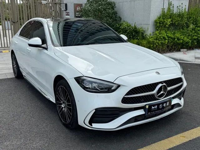 Mercedes-Benz C-Class — Фото автомобиля 3