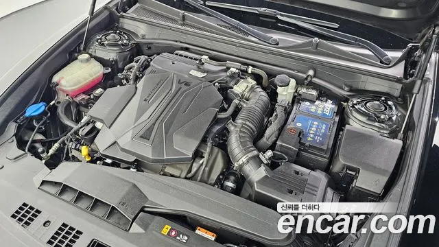 Hyundai Grandeur GN7 — Фото автомобиля 6