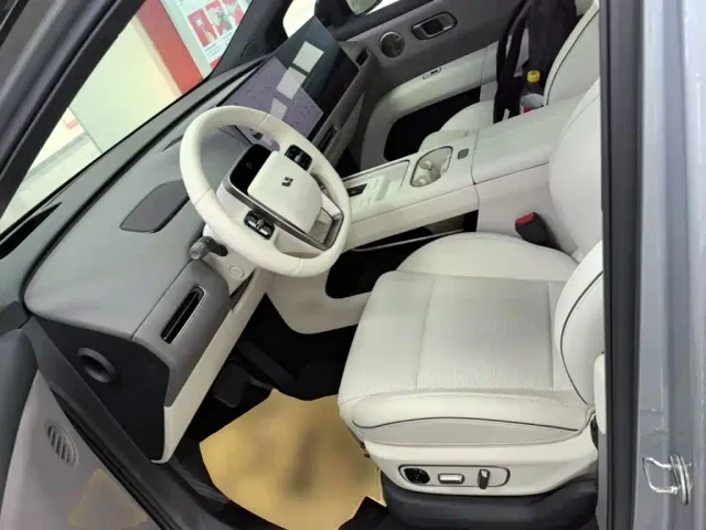 Li Auto i6 — Фото автомобиля 14