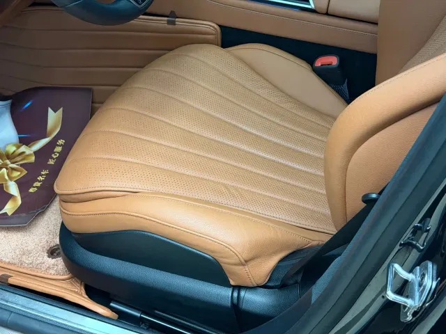 Mercedes-Benz S-Class — Фото автомобиля 6