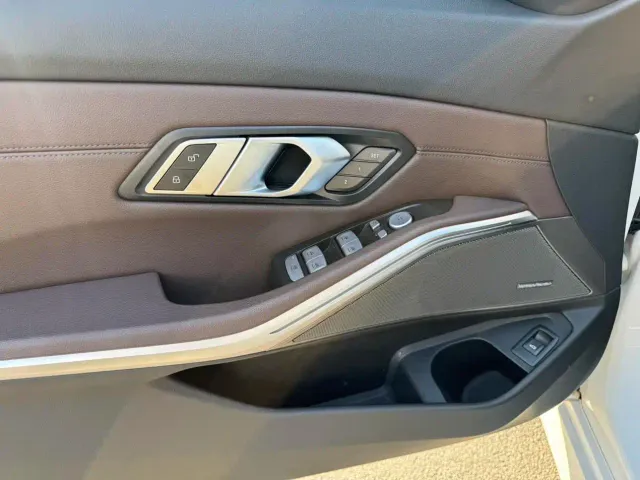BMW 3 Series — Фото автомобиля 21