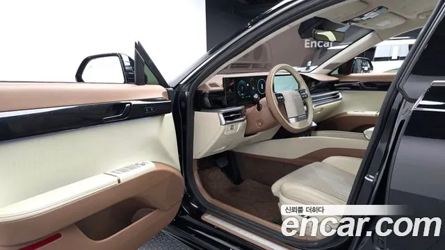 Hyundai Grandeur GN7 — Фото автомобиля 10