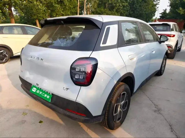 GAC Aion UT — Фото автомобиля 6
