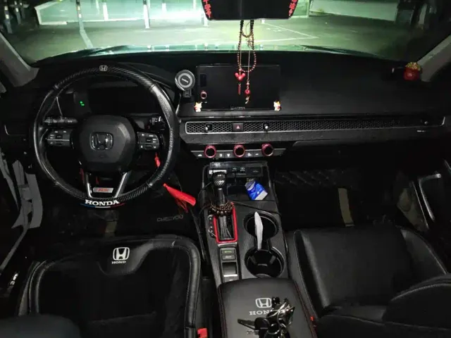 Honda Civic — Фото автомобиля 12