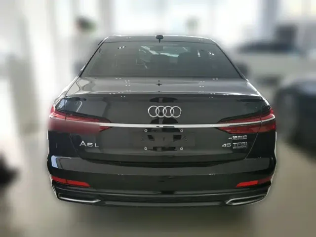 Audi A6L — Фото автомобиля 7