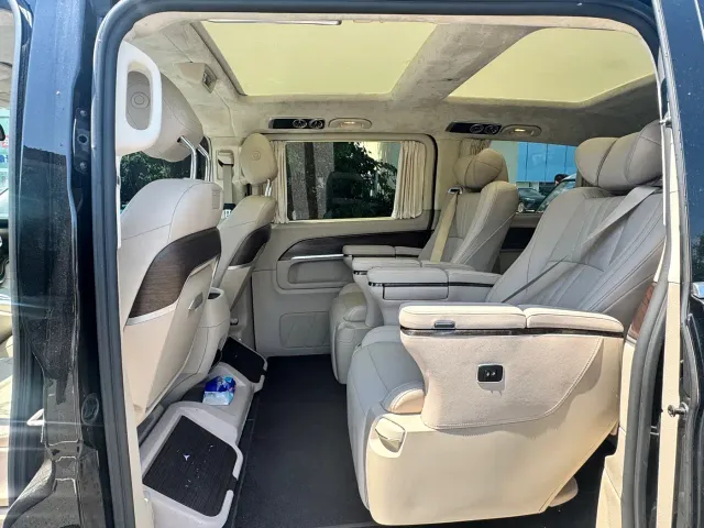 Mercedes-Benz V-Class — Фото автомобиля 6