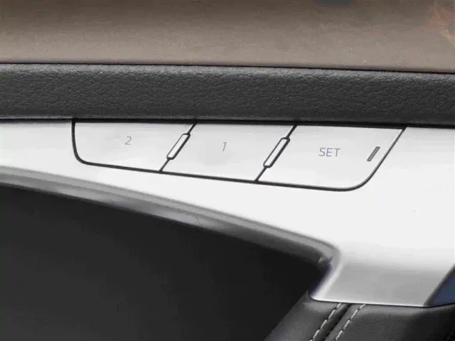 Audi Audi A6L 2023 55 TFSI quattro Premium Dynamic — Фото автомобиля 17