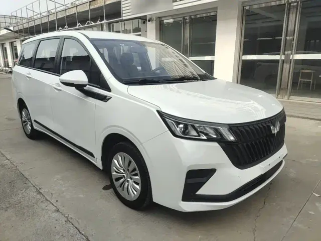 Wuling Motors Wuling Jiachen 2022 1.5L Manual Joy Elite — Фото автомобиля 3