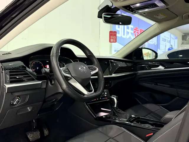 Volkswagen Passat — Фото автомобиля 4