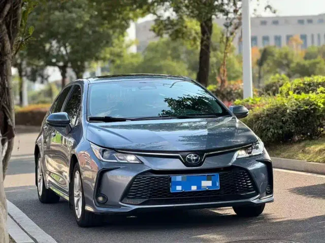 Toyota Corolla — Фото автомобиля 2