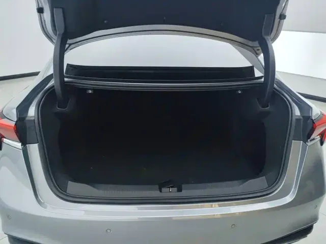 Buick LaCrosse — Фото автомобиля 4