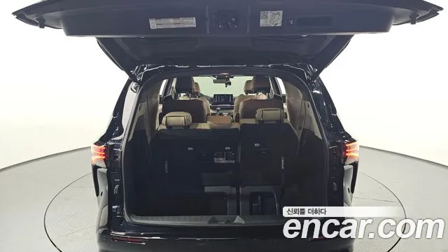 Toyota Sienna — Фото автомобиля 20