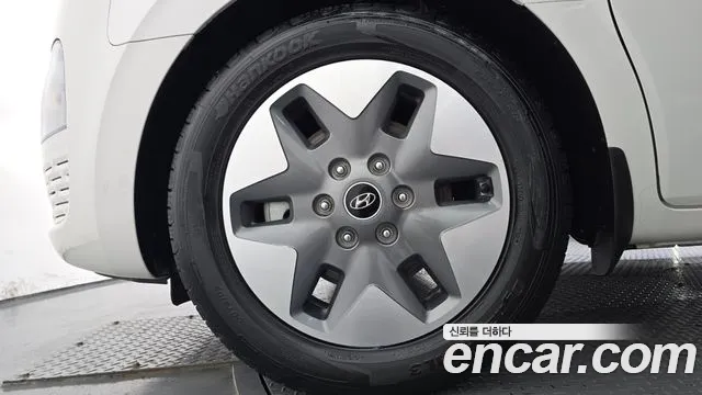 Hyundai Staria Staria 4WD Tourer 11 мест — Фото автомобиля 5