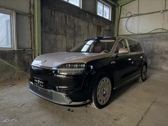 Фотография автомобиля — Aito M9