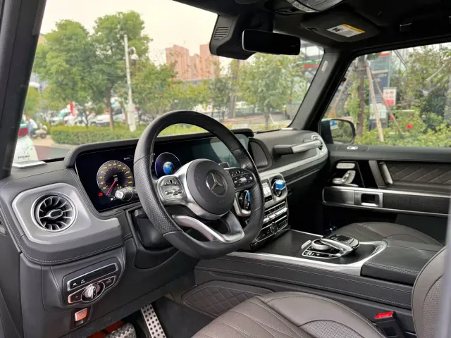 Mercedes-Benz G-Class — Фото автомобиля 4