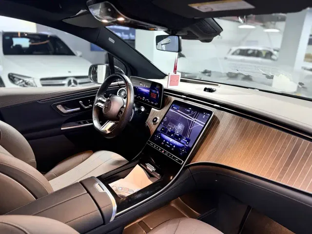 Mercedes-Benz Mercedes-Benz EQE SUV 2024 500 4MATIC Luxury Edition — Фото автомобиля 5
