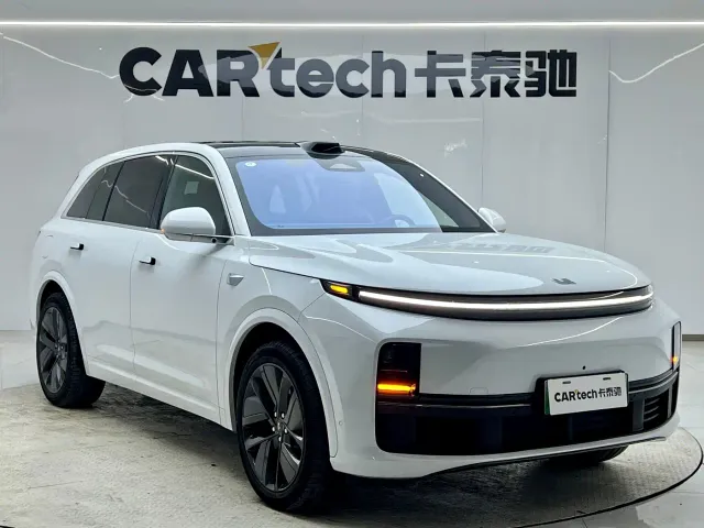 Li Auto L7 — Фото автомобиля 2