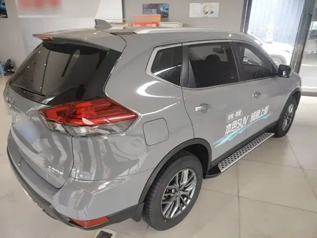 Nissan X-Trail — Фото автомобиля 6