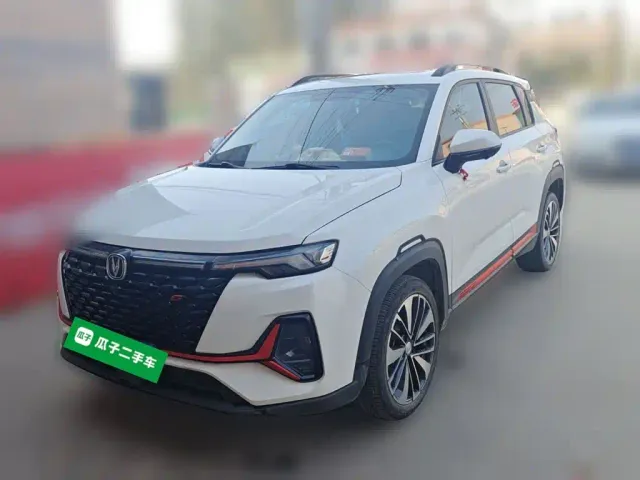 Фотография автомобиля — Changan CS35 Plus