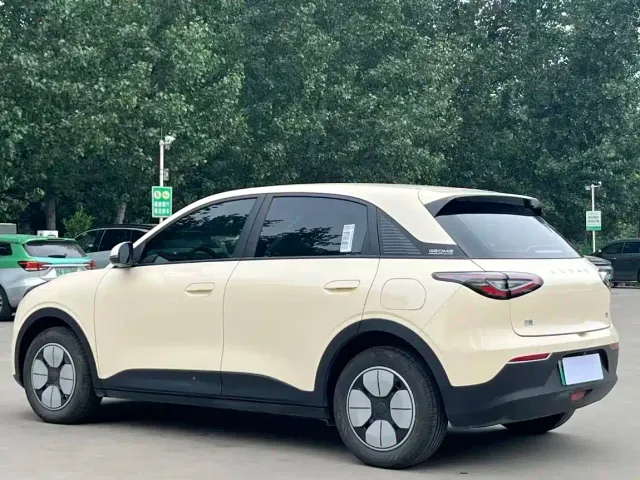 Geely Starry Wish — Фото автомобиля 11
