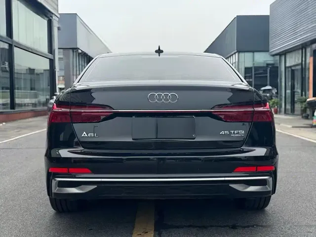Audi A6L — Фото автомобиля 9