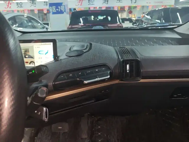 Baojun KiWi EV — Фото автомобиля 12