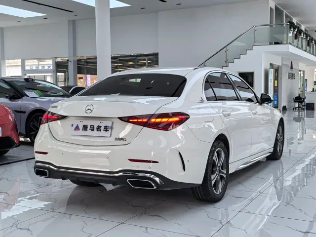 Mercedes-Benz C-Class — Фото автомобиля 15