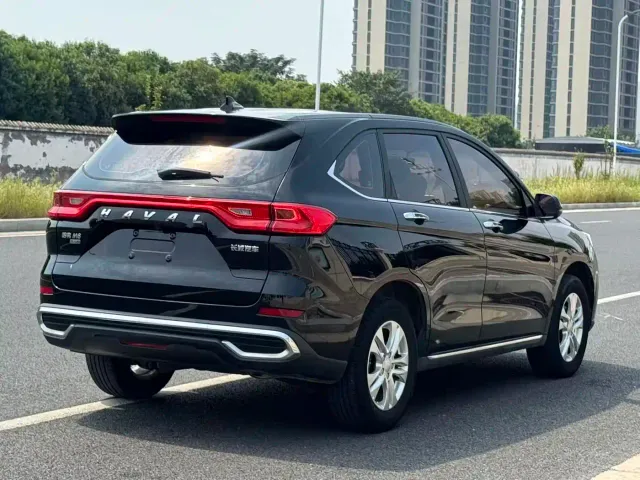 Haval M6 — Фото автомобиля 10