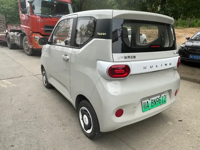 Wuling Hongguang Mini EV — Фото автомобиля 9