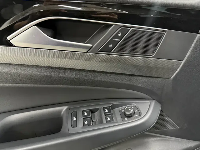 Volkswagen Passat — Фото автомобиля 16