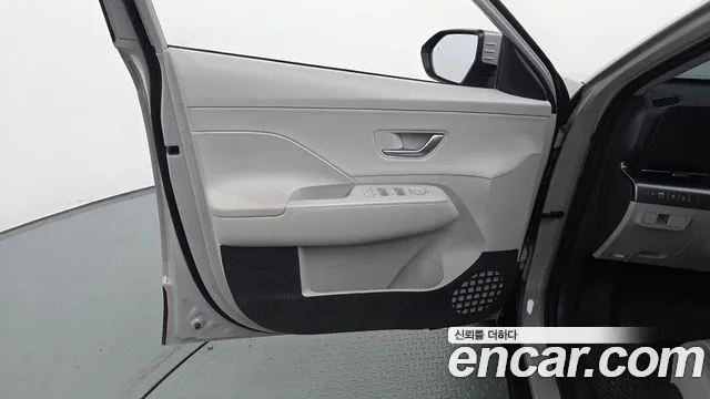 Hyundai Kona SX2 — Фото автомобиля 13