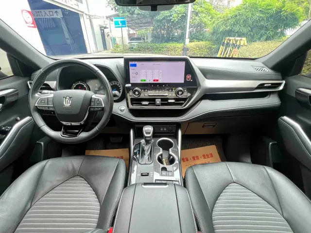 Toyota Crown Kluger — Фото автомобиля 6