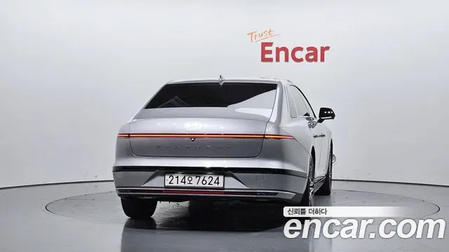 Hyundai Grandeur GN7 — Фото автомобиля 4
